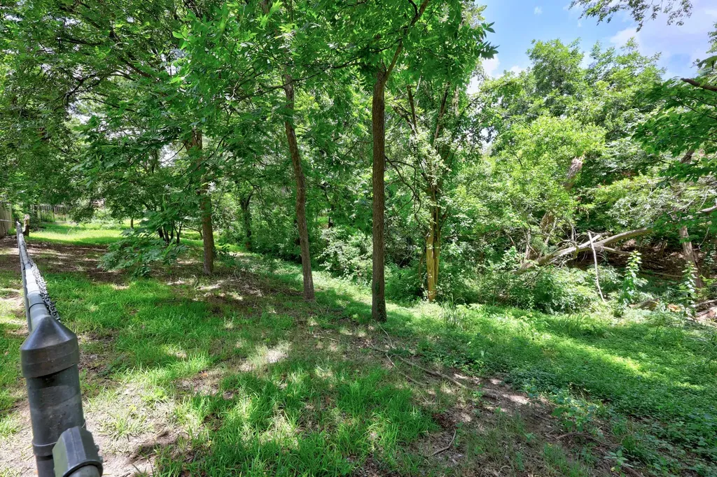 7303 Brookhollow Drive Austin TX 78752