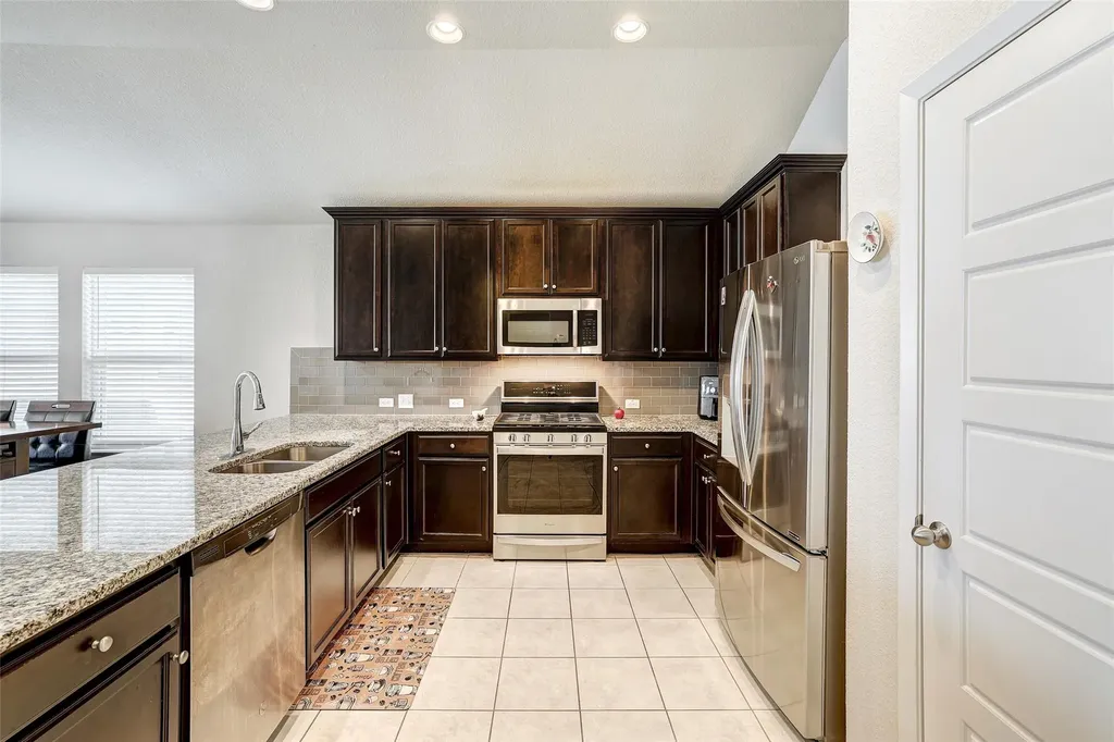 281 Gaida Loop Georgetown TX 78628