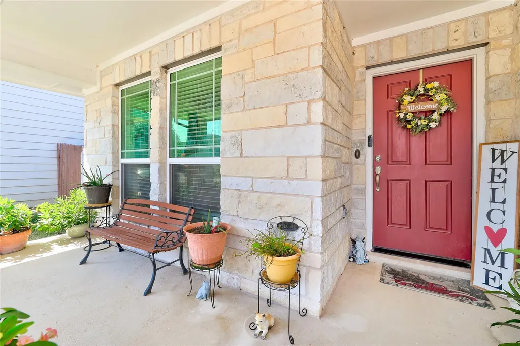 281 Gaida Loop Georgetown TX 78628