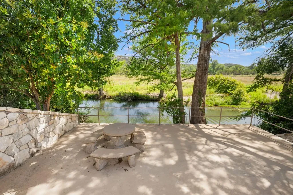 170 Overland Trail W Hunt TX 78024