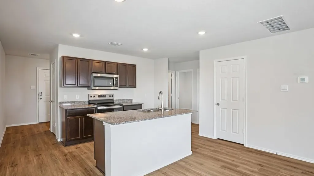 1105 Firewheel Drive Killeen TX 76543