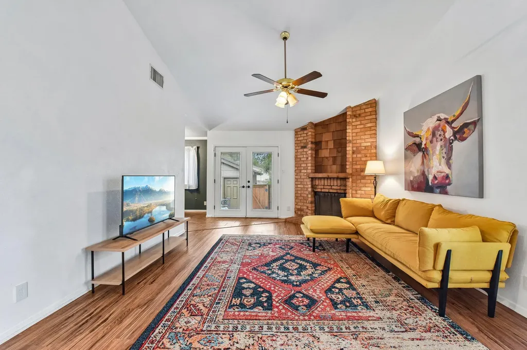 1413 W Braker Lane Austin TX 78758