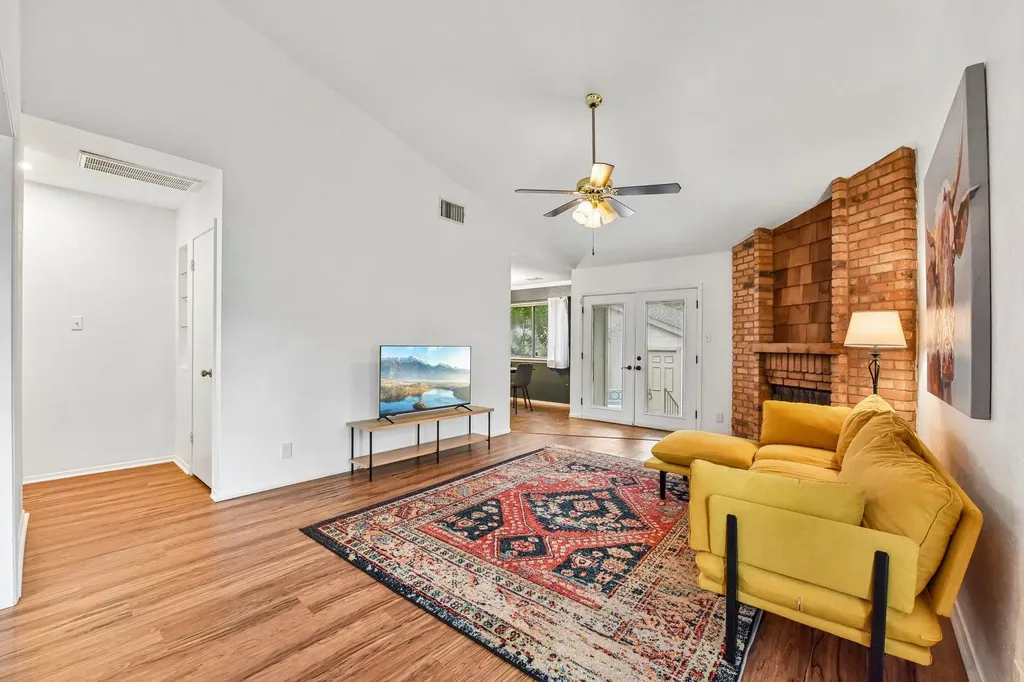 1413 W Braker Lane Austin TX 78758