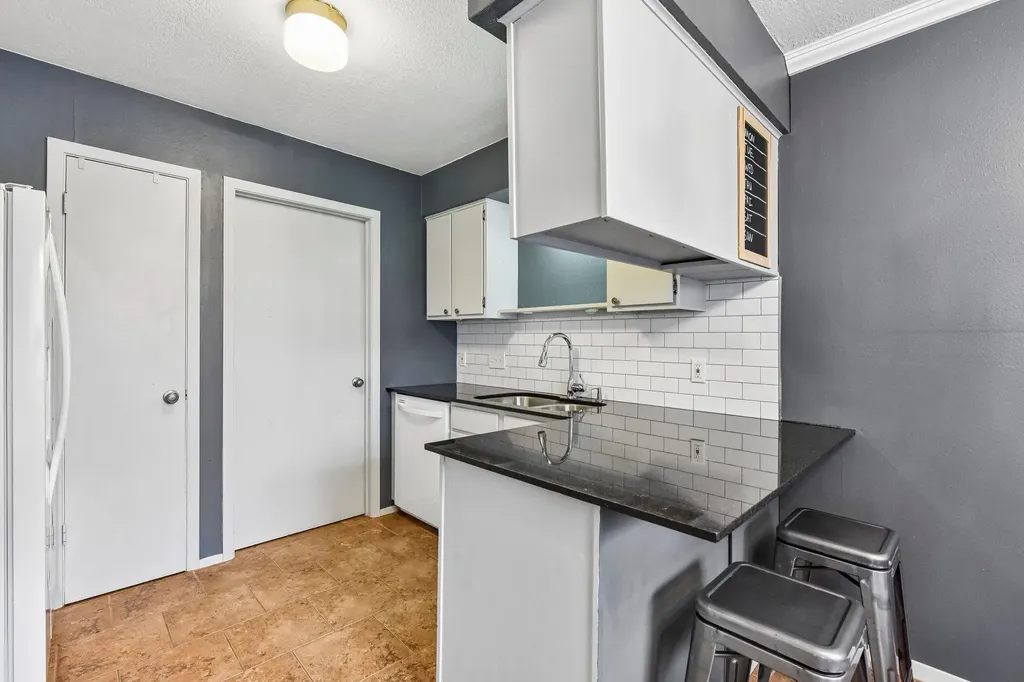1413 W Braker Lane Austin TX 78758