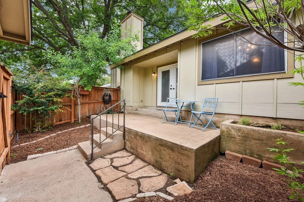 1413 W Braker Lane Austin TX 78758