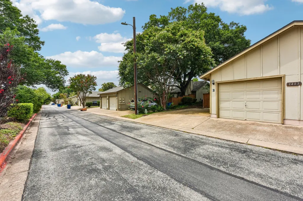 1413 W Braker Lane Austin TX 78758