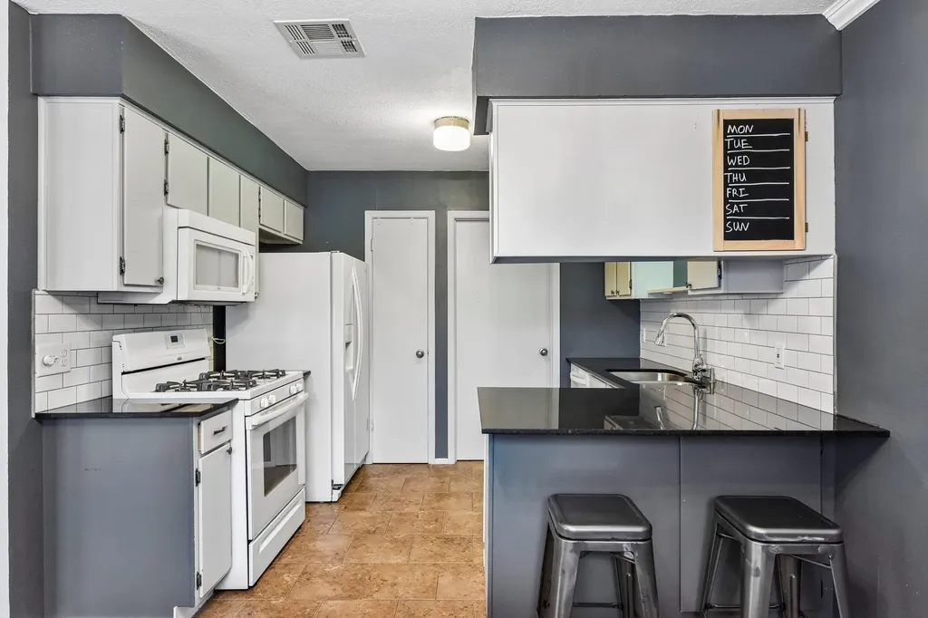 1413 W Braker Lane Austin TX 78758