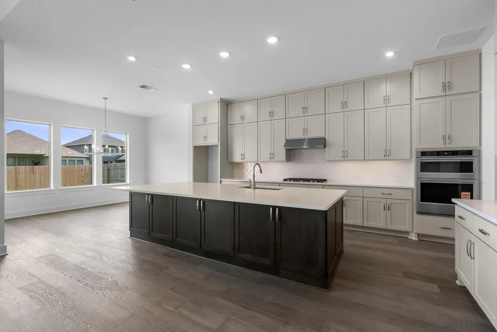 204 Maton Way Liberty Hill TX 78642