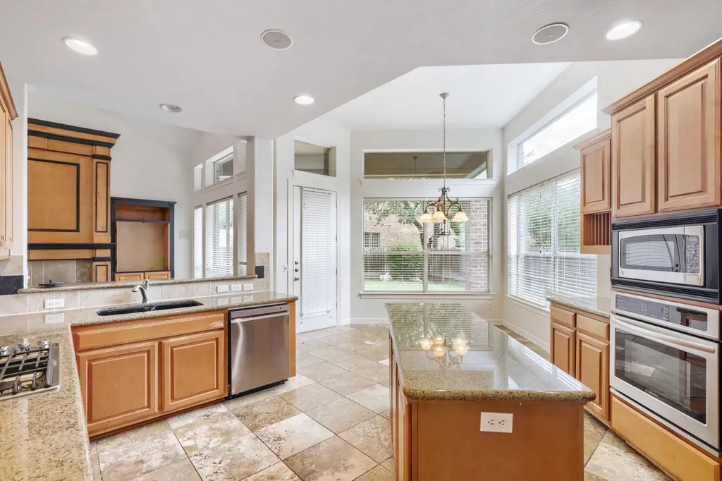 1404 Hidden Glen Drive Round Rock TX 78681