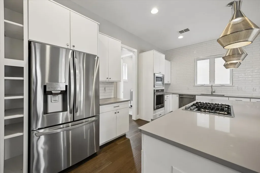 5006 Pecan Springs Road Austin TX 78723