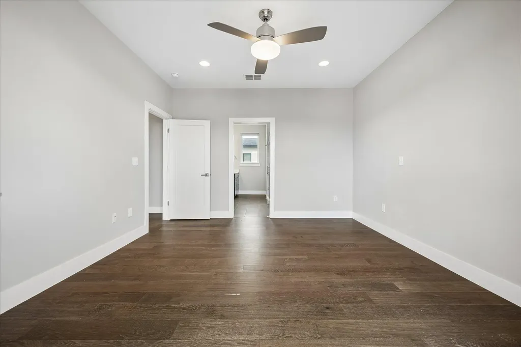 5006 Pecan Springs Road Austin TX 78723