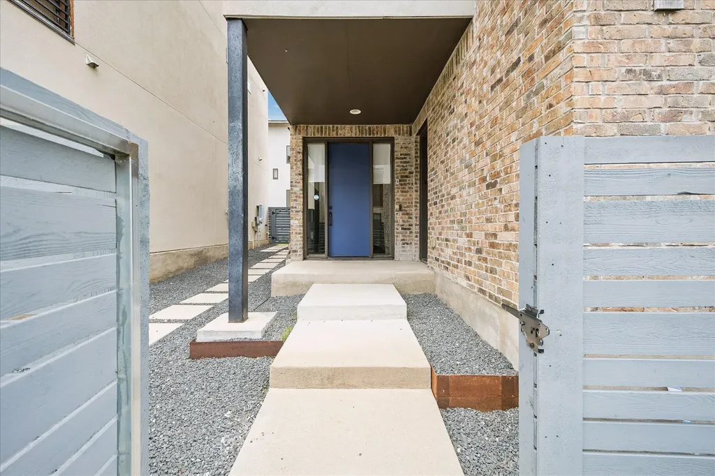 5006 Pecan Springs Road Austin TX 78723