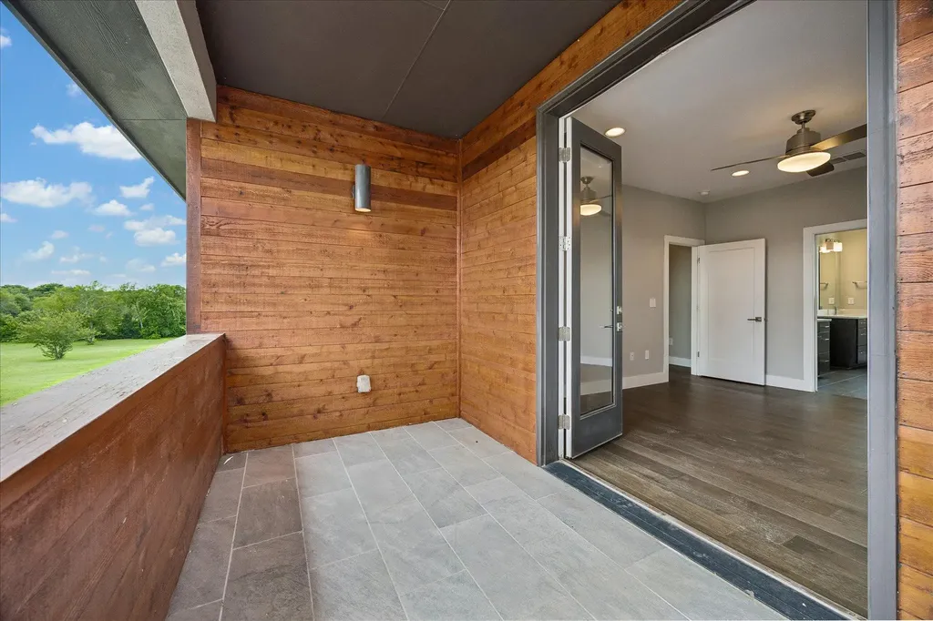 5006 Pecan Springs Road Austin TX 78723