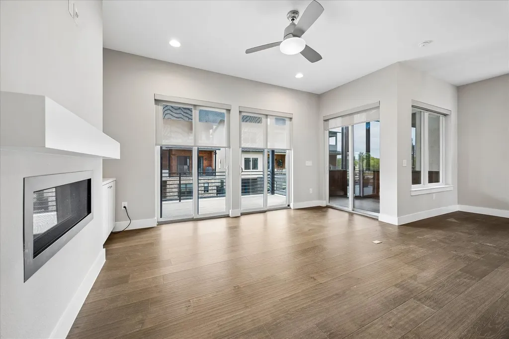 5006 Pecan Springs Road Austin TX 78723