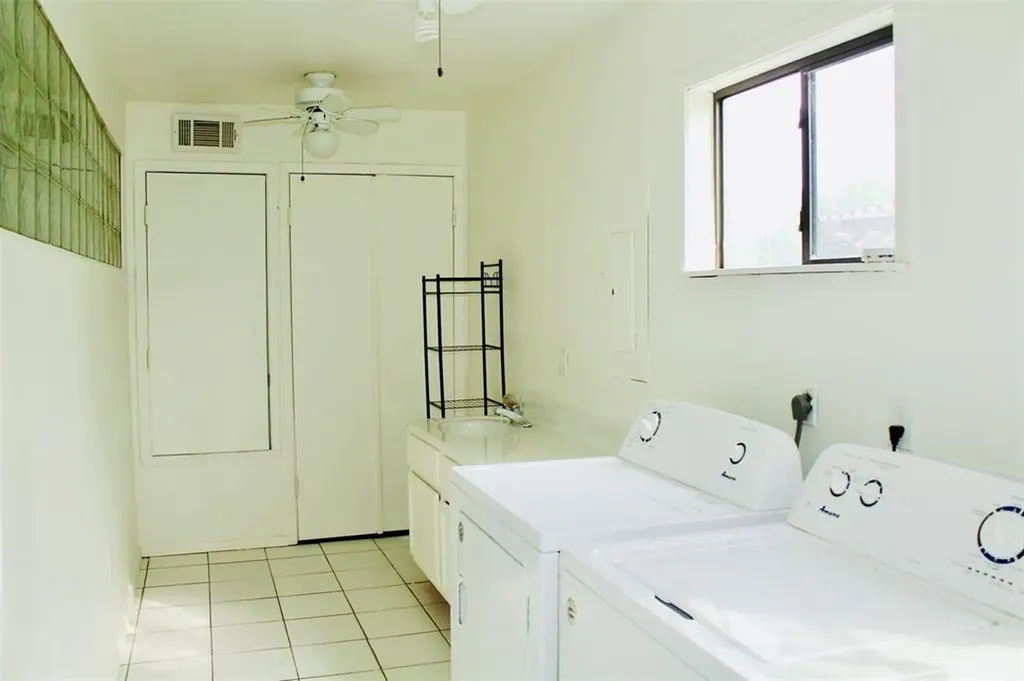105 N Summit Ridge Drive Point Venture TX 78645