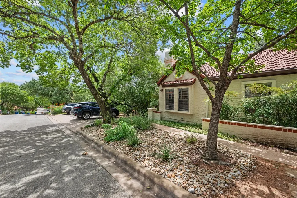 4303 Creek Ledge Austin TX 78731