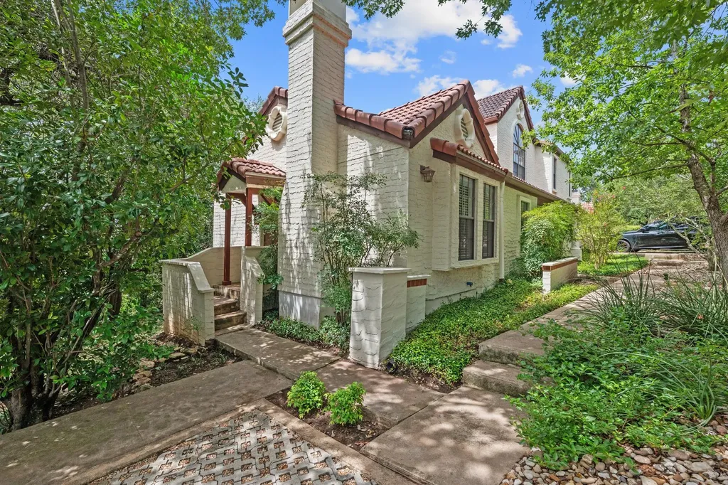 4303 Creek Ledge Austin TX 78731