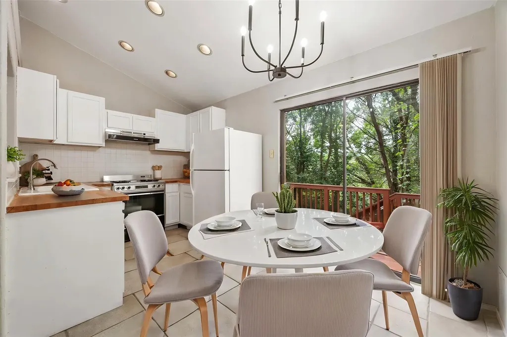 4303 Creek Ledge Austin TX 78731