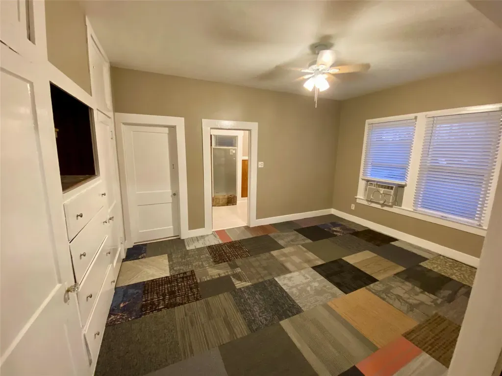 803 Elm Street Seguin TX 78155