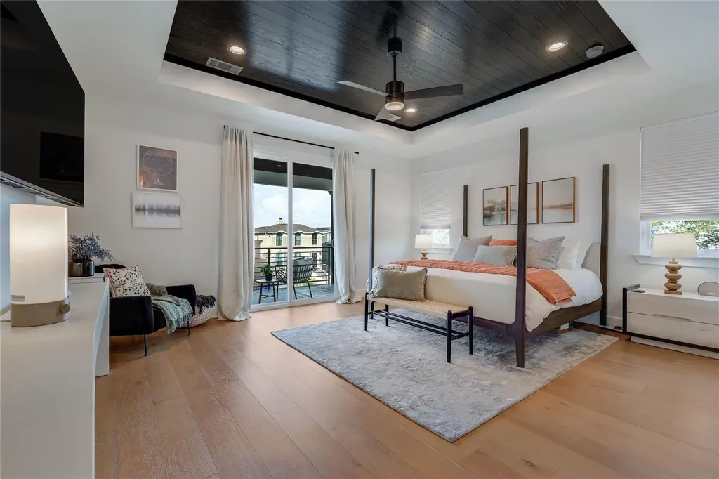 432 Venture Boulevard S Point Venture TX 78645