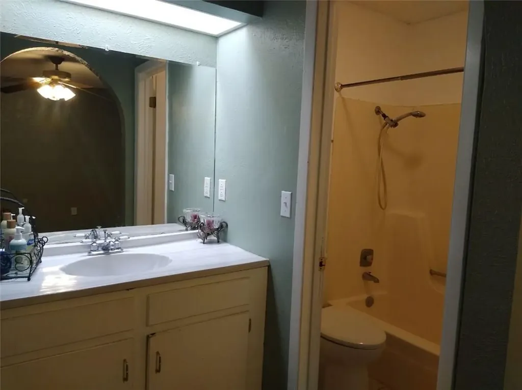 1008 Longmeadow Drive Round Rock TX 78664