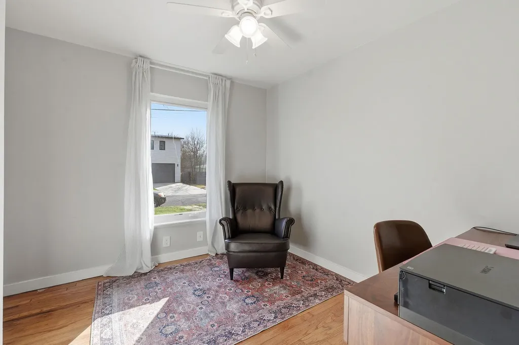 912 E 55th 1/2 Street Austin TX 78751