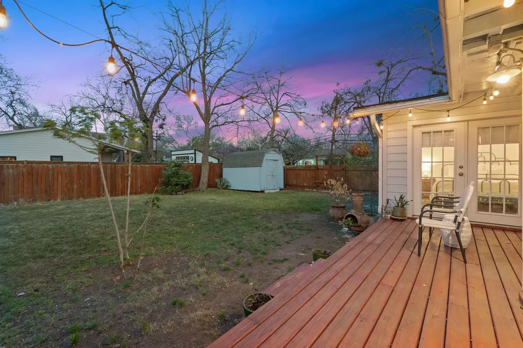 912 E 55th 1/2 Street Austin TX 78751
