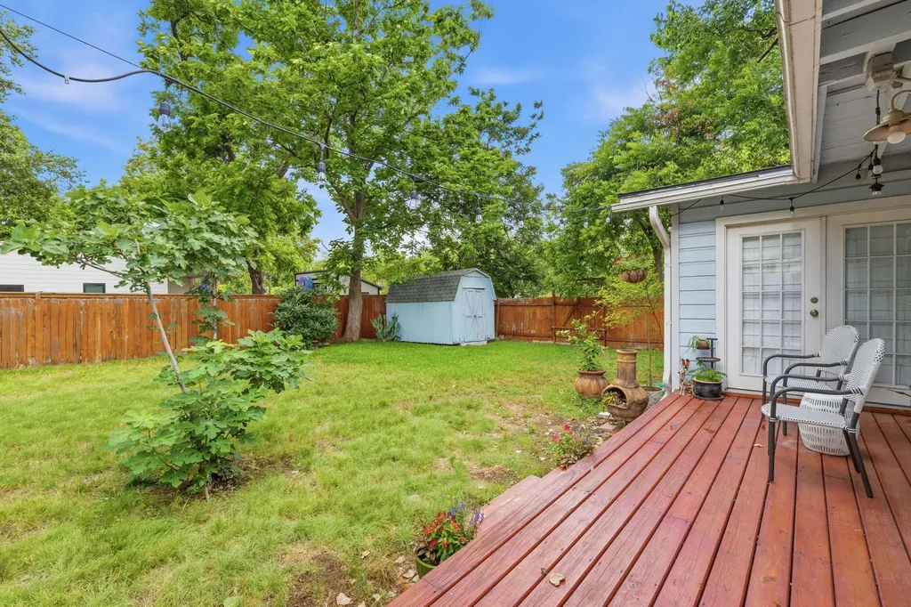 912 E 55th 1/2 Street Austin TX 78751