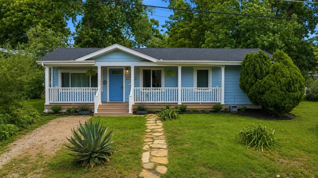 912 E 55th 1/2 Street Austin TX 78751