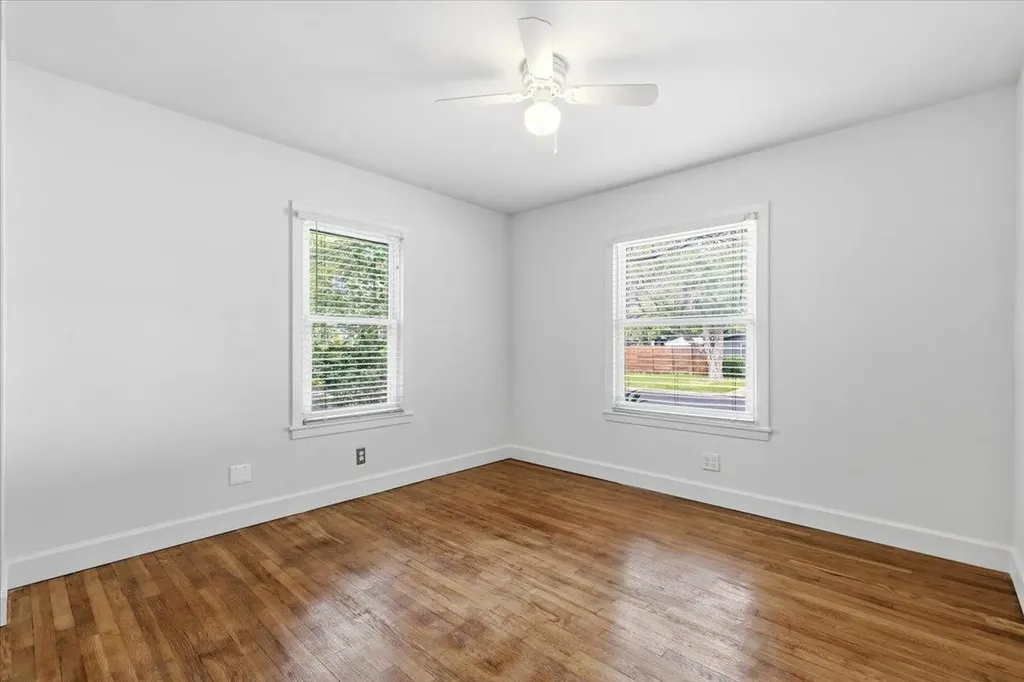 5705 Duval Street Austin TX 78752