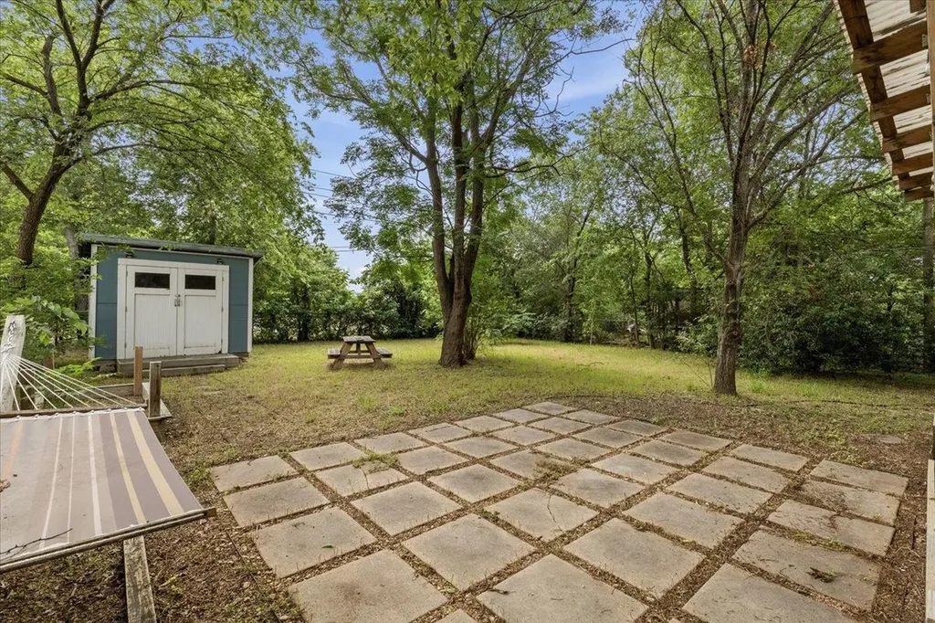 5705 Duval Street Austin TX 78752