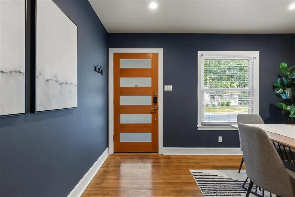 5705 Duval Street Austin TX 78752