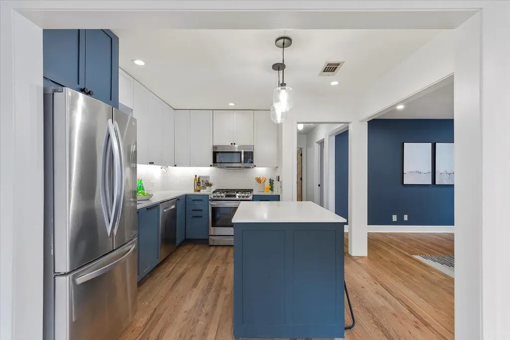 5705 Duval Street Austin TX 78752