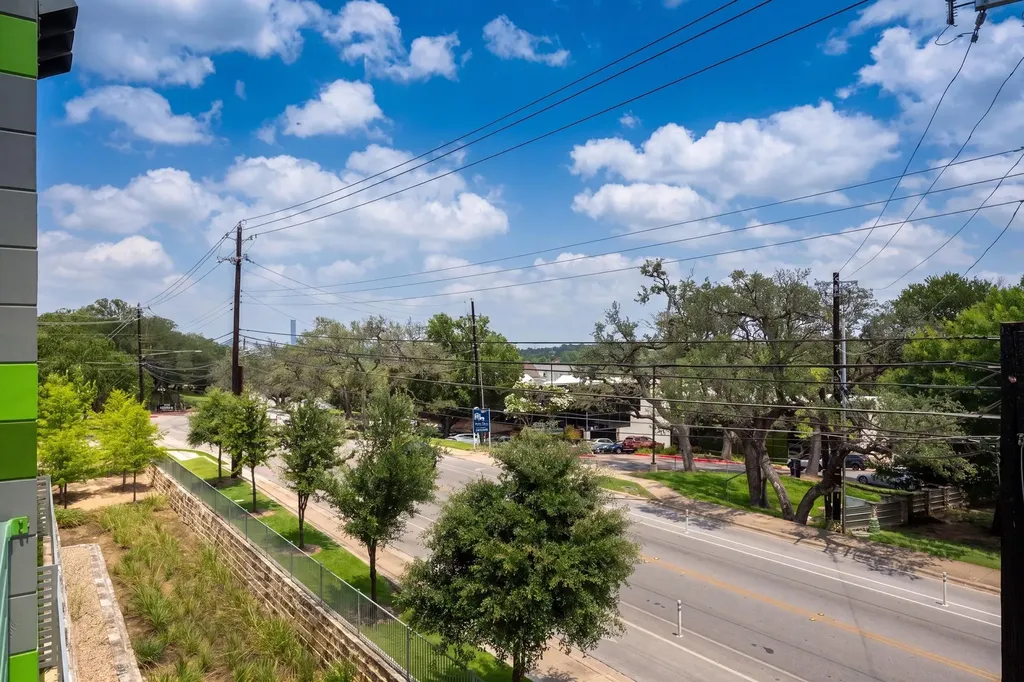 4004 Banister Lane Austin TX 78704