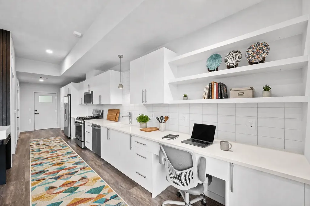 4004 Banister Lane Austin TX 78704