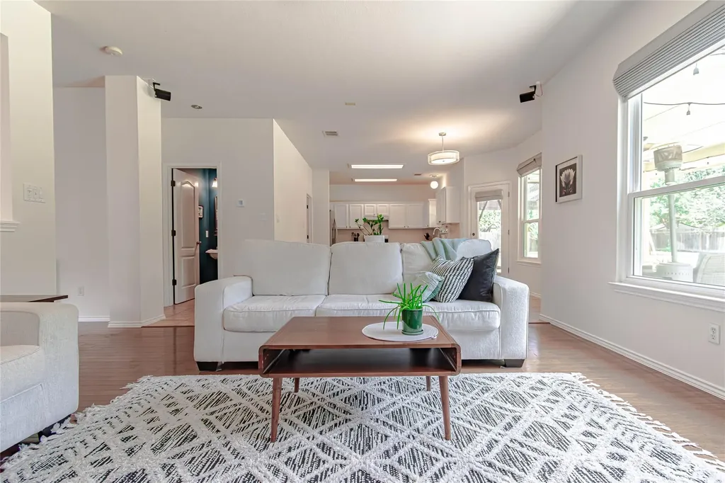 4716 Cockrell Court Austin TX 78749