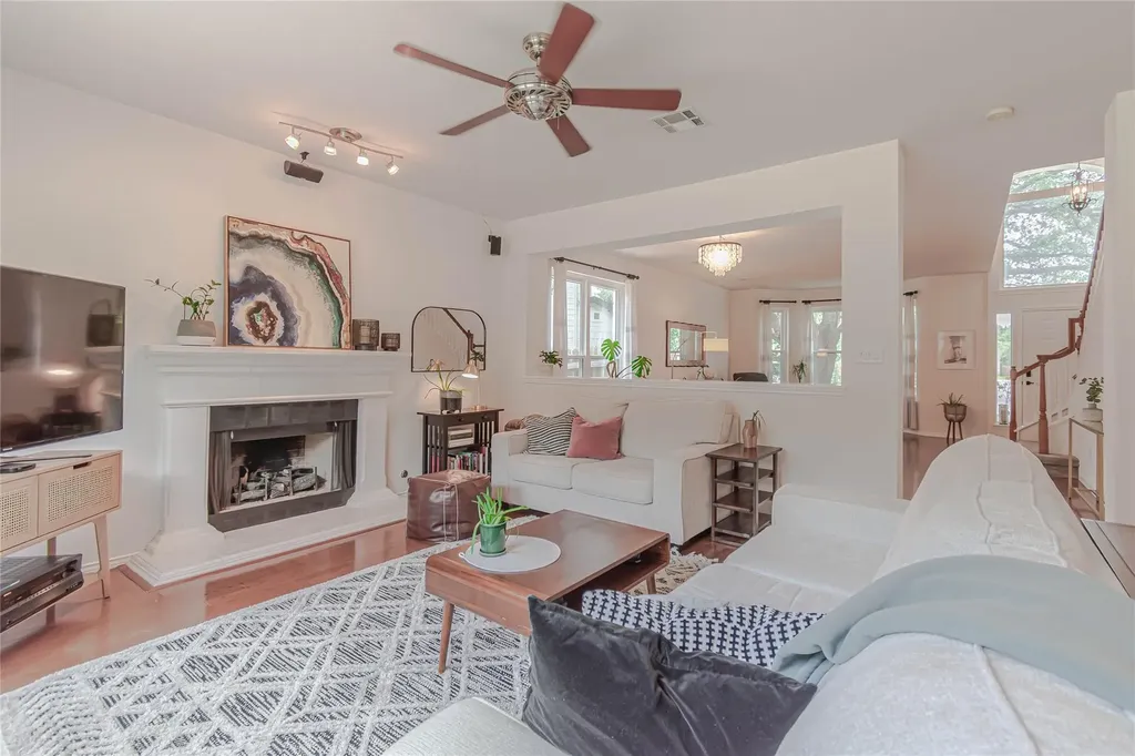 4716 Cockrell Court Austin TX 78749
