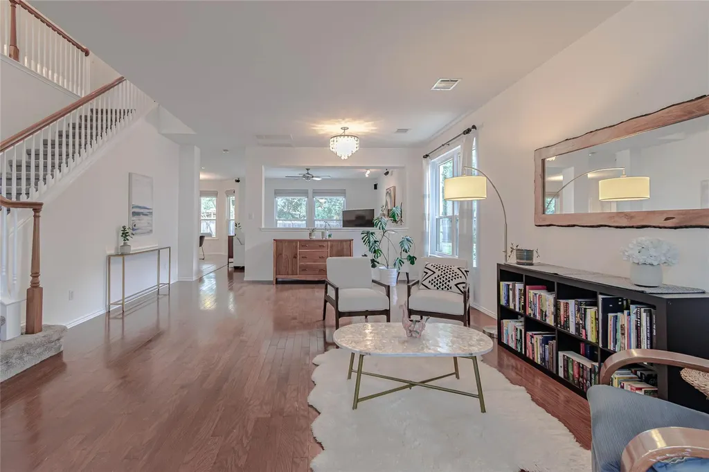 4716 Cockrell Court Austin TX 78749
