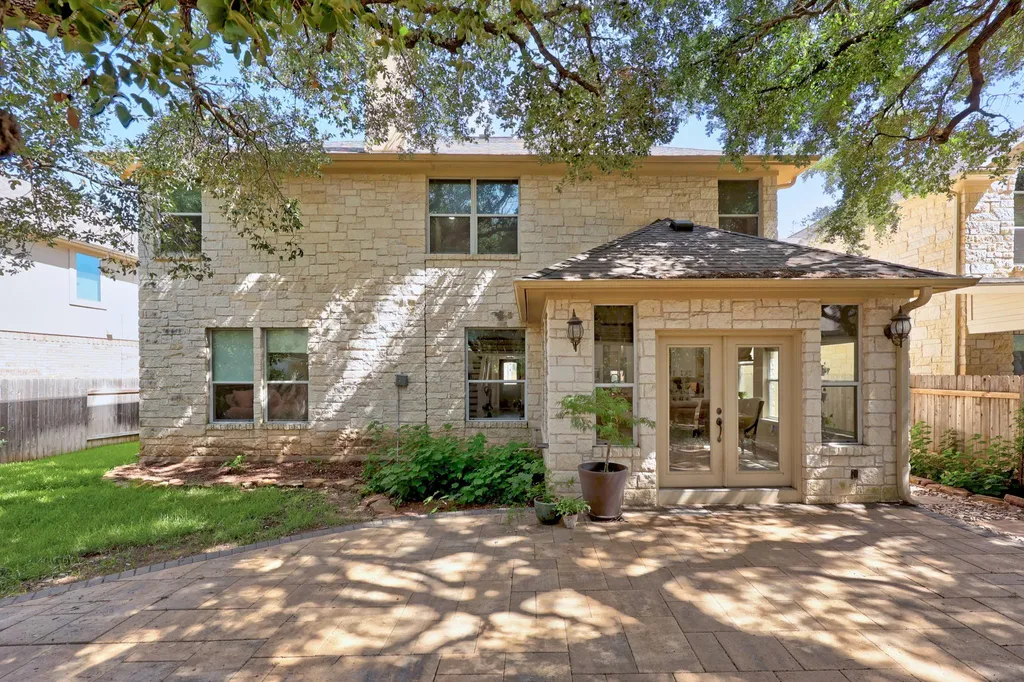 2587 Arbor Drive Round Rock TX 78681