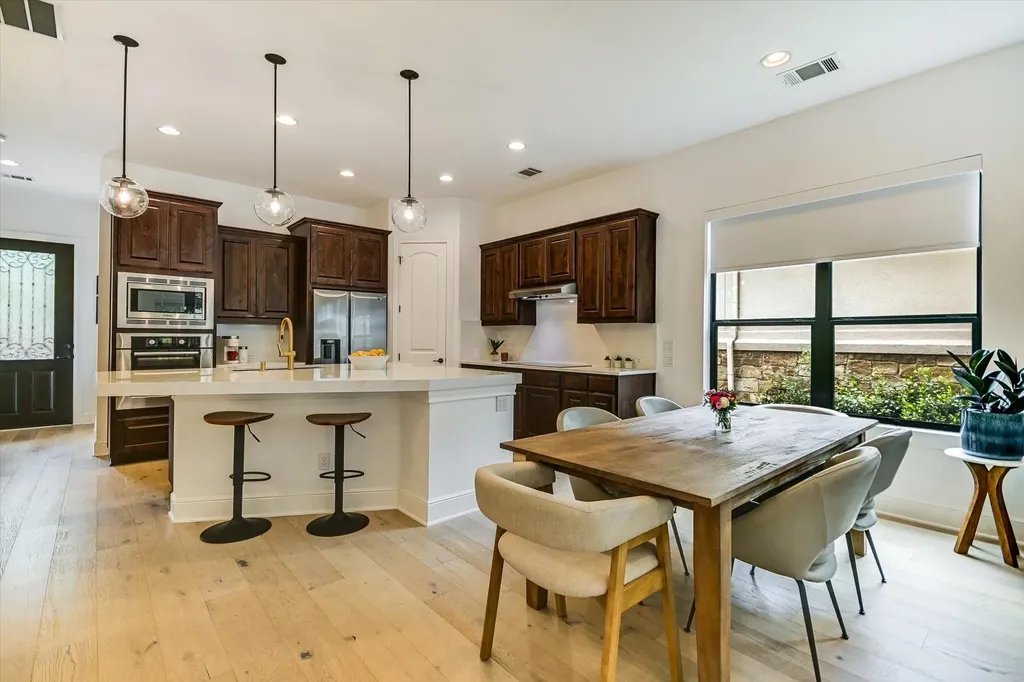 13 Prestonwood Circle Austin TX 78734