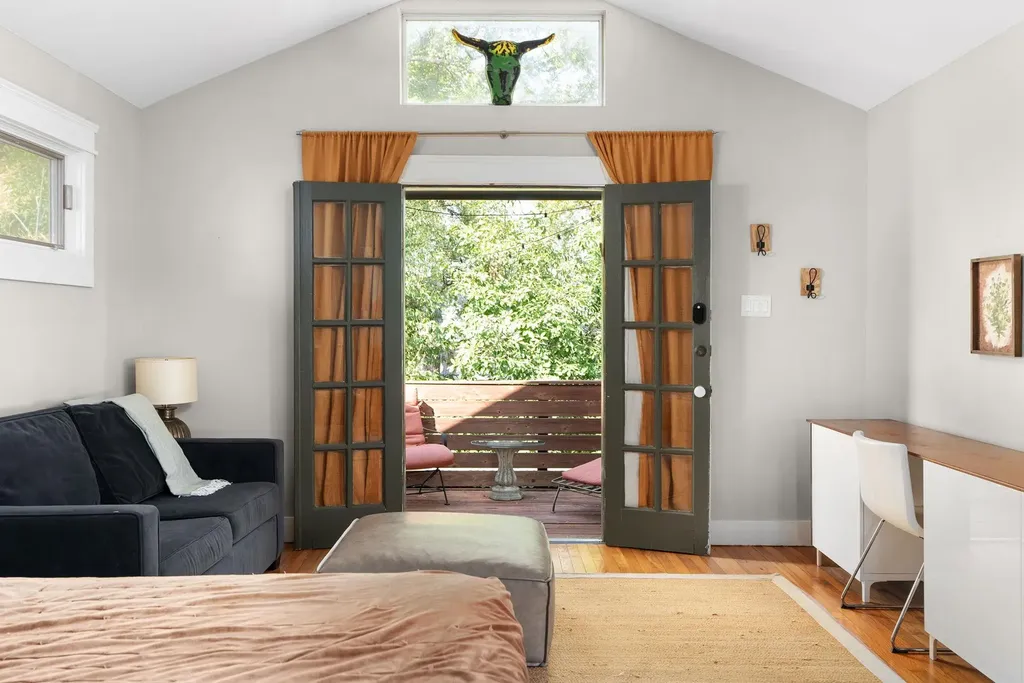 311 E 35th Street Austin TX 78705