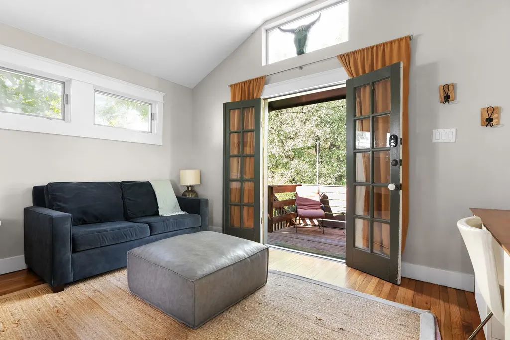 311 E 35th Street Austin TX 78705