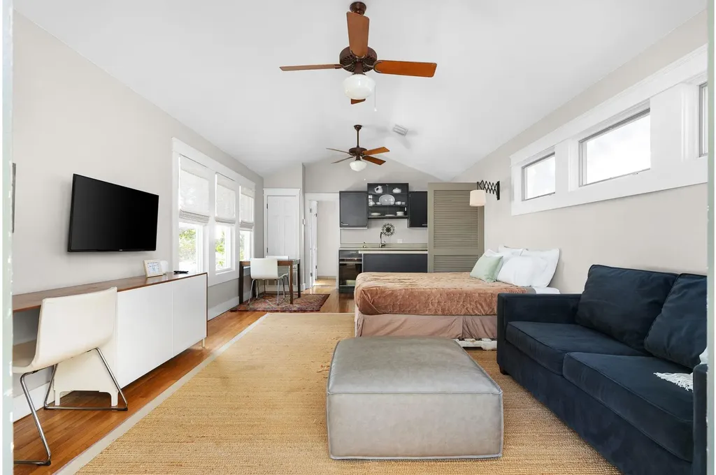 311 E 35th Street Austin TX 78705