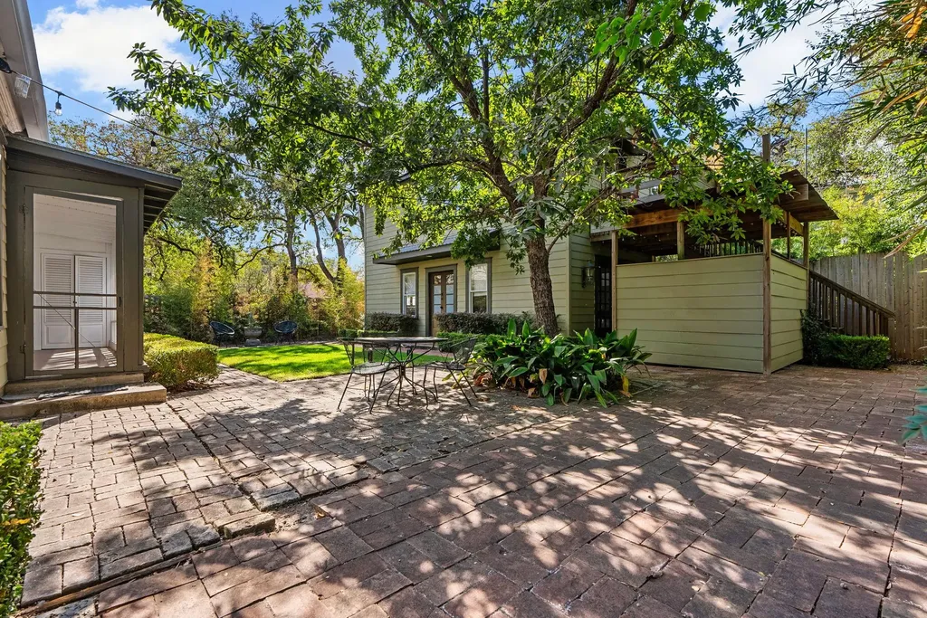 311 E 35th Street Austin TX 78705