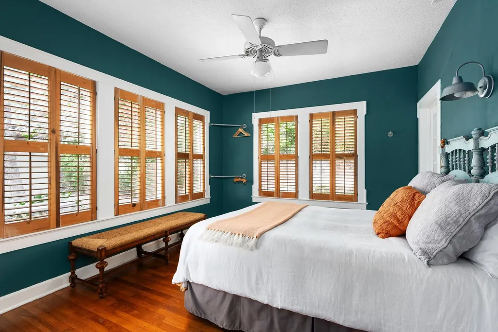 311 E 35th Street Austin TX 78705