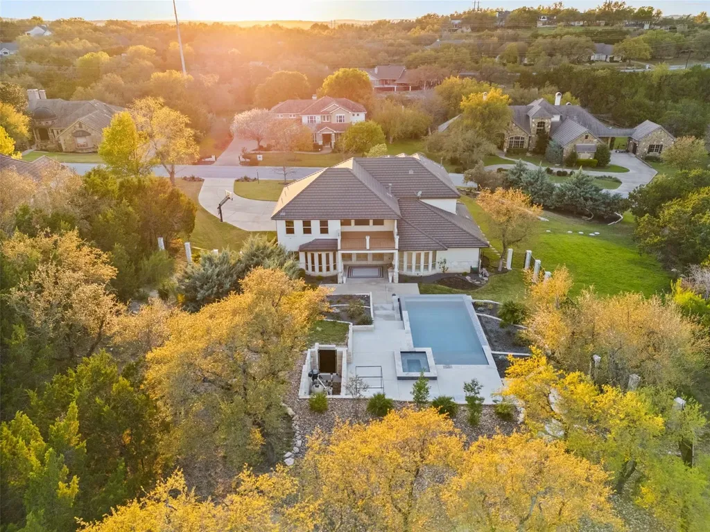310 Bella Montagna Circle Austin TX 78734
