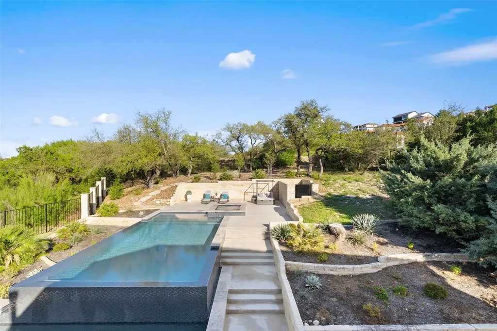 310 Bella Montagna Circle Austin TX 78734