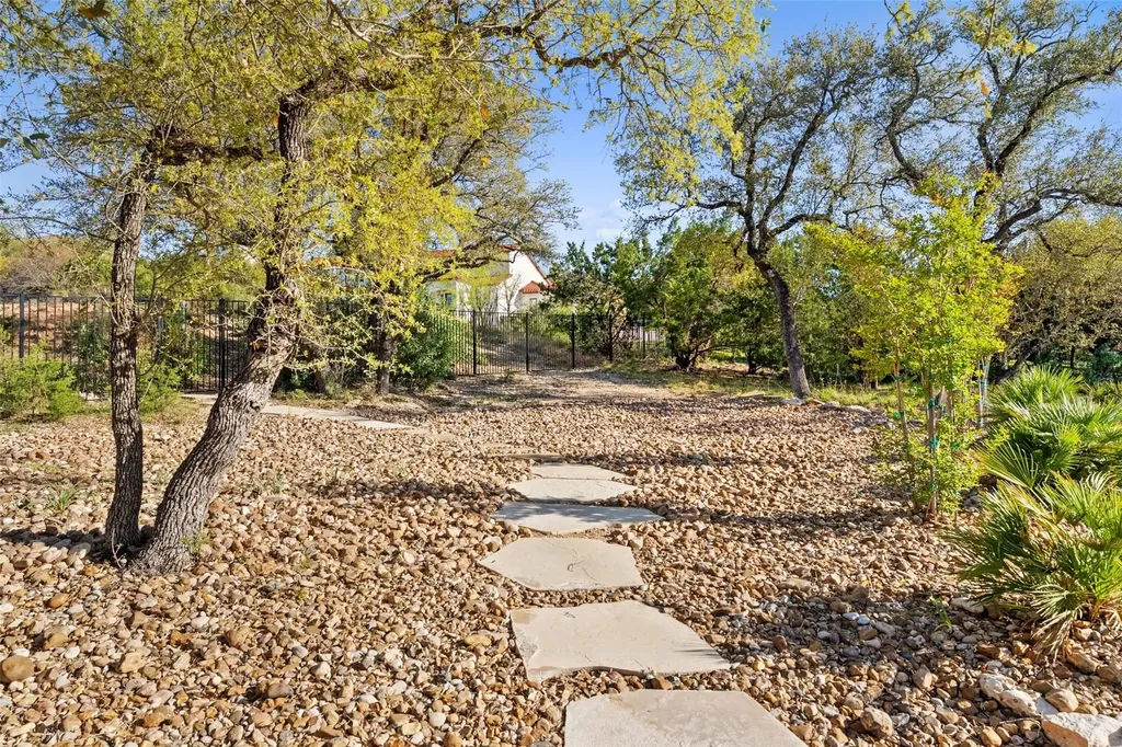 310 Bella Montagna Circle Austin TX 78734