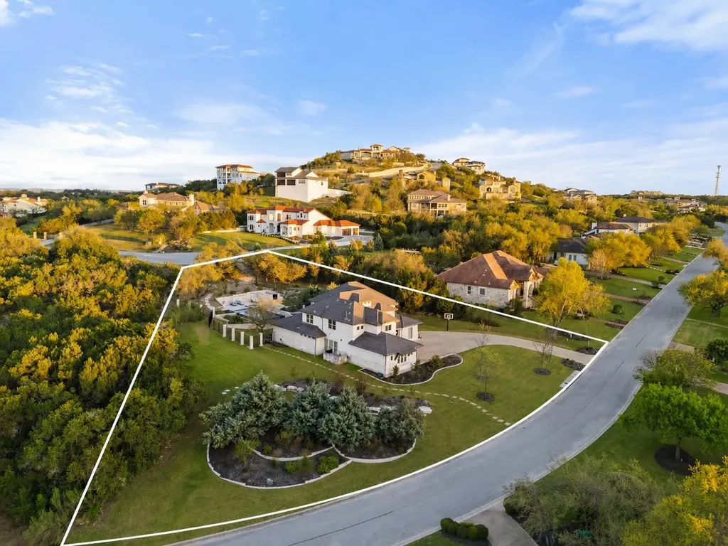 310 Bella Montagna Circle Austin TX 78734