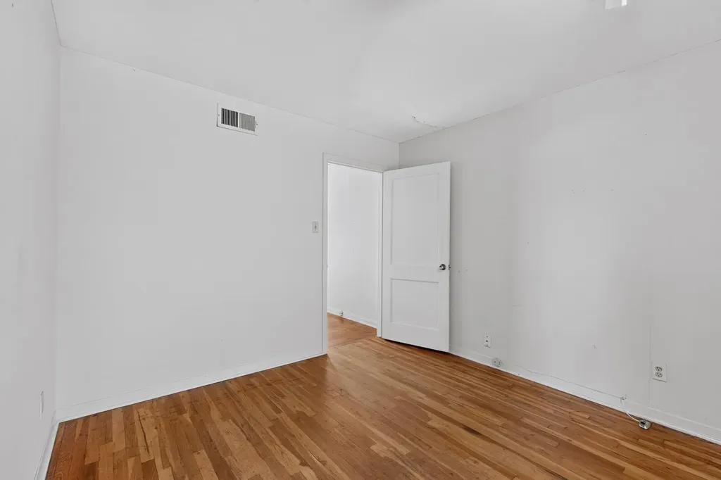 4703 Leslie Avenue Austin TX 78721